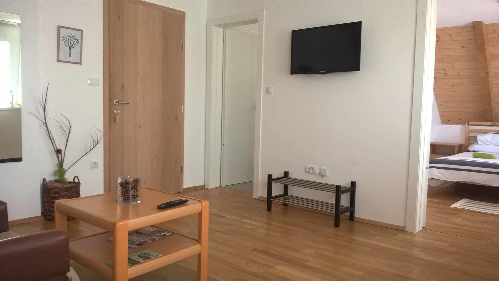 Guesthouse Bor Plitvice Lakes Plitvička Jezera Zewnętrze zdjęcie